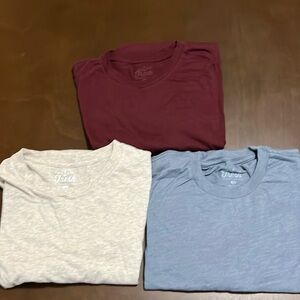 Size large fresh clean tees 3 pack neutrals